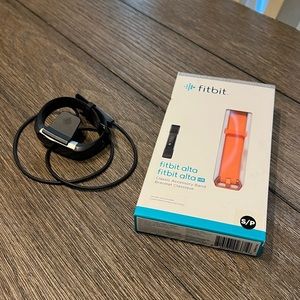 FitBit Alta and pink replacement band